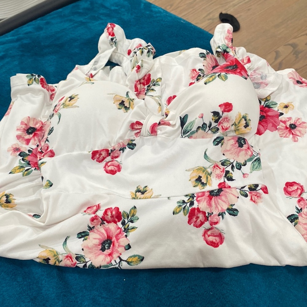 white floral dress
